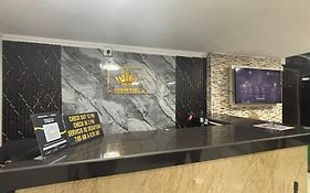 Hotel Ambar King